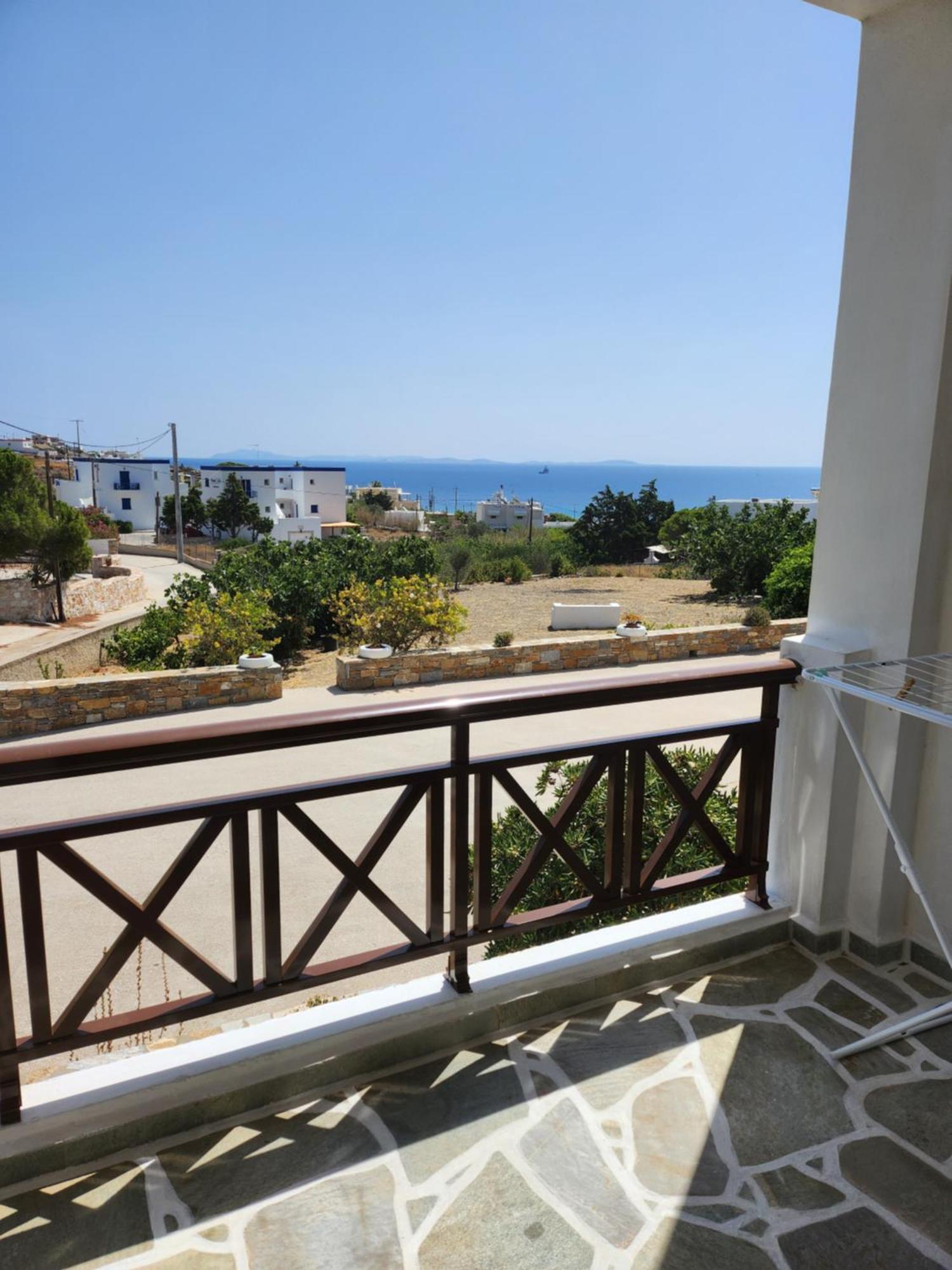 Theodorou Hotel Azolimnos Room photo